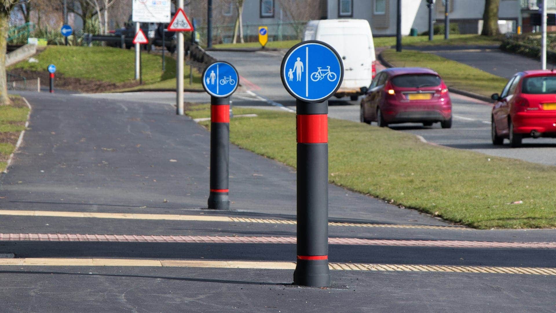 Tmp Pictor bollards used in Sandwell cycle scheme
